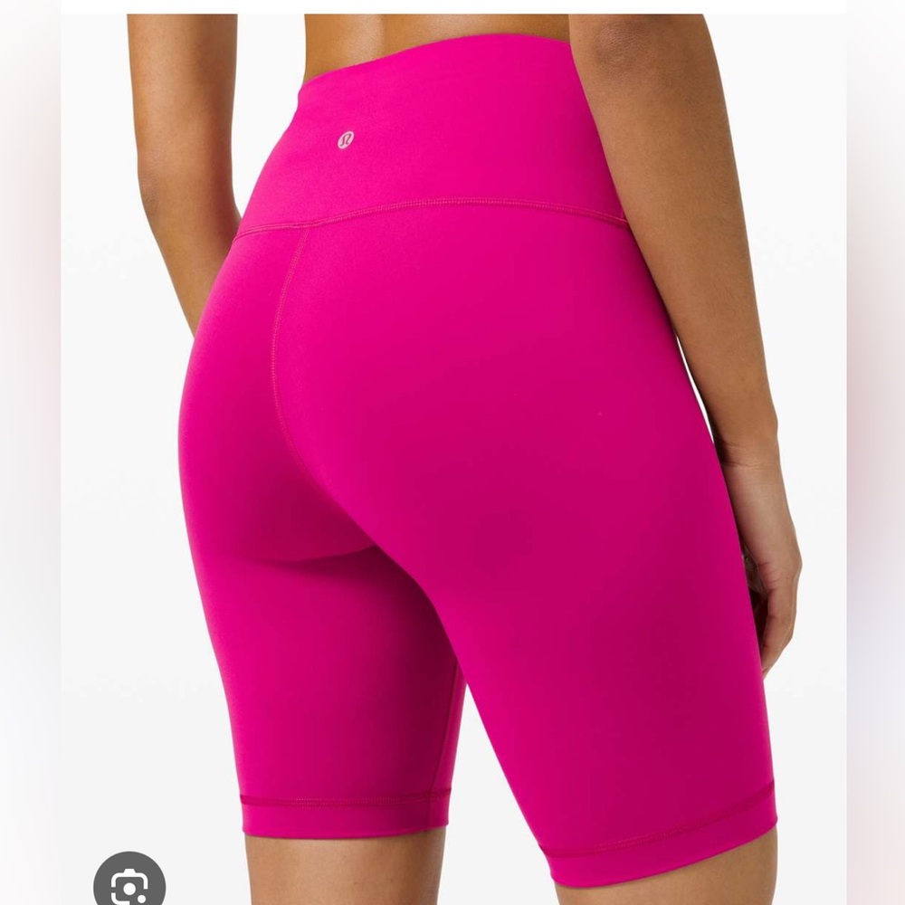 lululemon Wunder Train High Rise Shorts - Ripened Raspberry size 8 - Picture 2 of 4